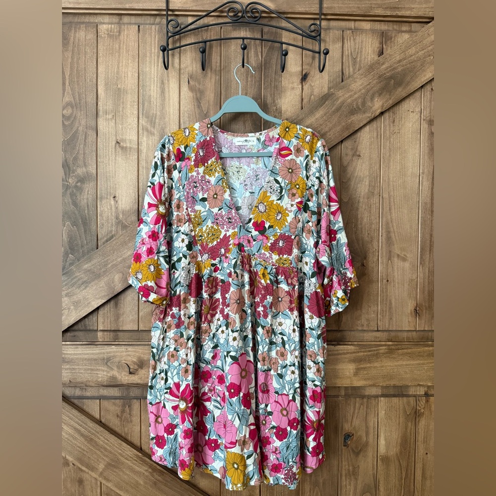 Natural Life Stella V-Neck Mini Dress- Pink Vintage Floral. NWOT. Size L.